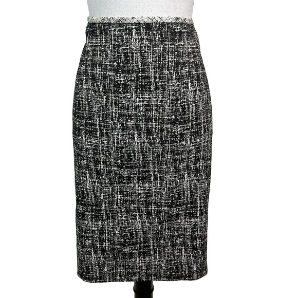 Calvin Klein Skirt size 14 Black Ivory Straight Stretch Knee Career Professional - Picture 1 of 8